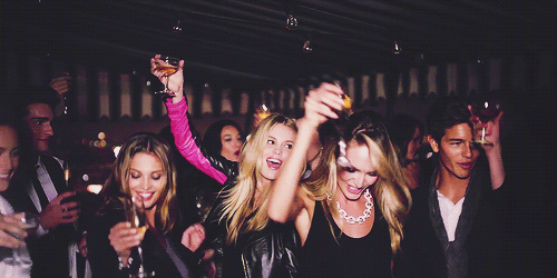 Chicas de fiesta, ¿Son tu buyer persona?